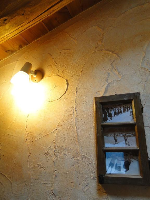Residence Trompe-L'Oeil Champoluc Oda fotoğraf