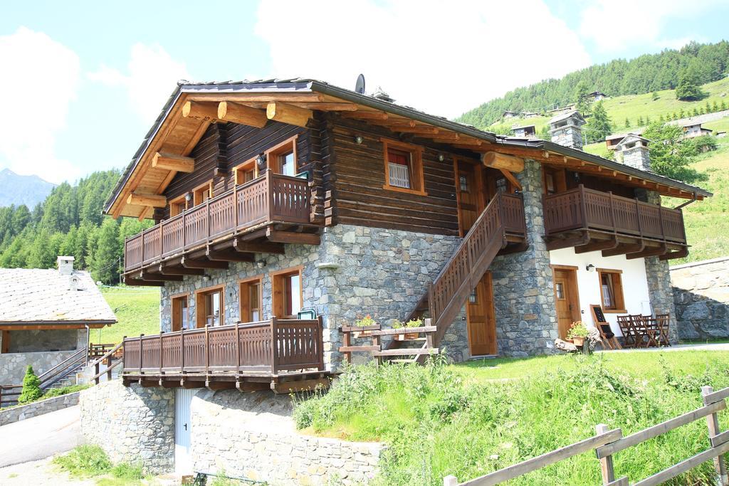 Residence Trompe-L'Oeil Champoluc Dış mekan fotoğraf